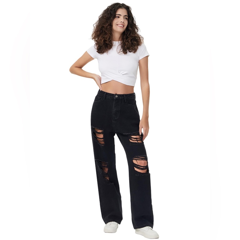 NWT Wide-legged ripped jeans 🖤 - Picture 2 of 10